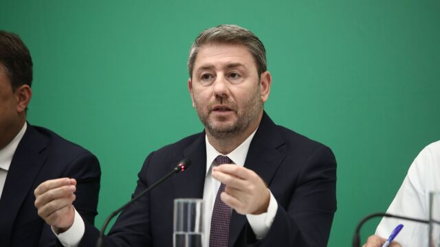ΠΑΣΟΚ: Πέντε µεταγραφές έχει κλείσει ο Ανδρουλάκης - Κασιµάτη, Αποστολάκης, Χουρδάκης, Τελιγιορίδου και Αβραµάκης στο κατώφλι της Χαριλάου Τρικούπη