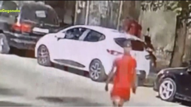 Σταύρος Γεωργίου: Βίντεο-ντοκουμέντο από τη στιγμή που ο 28χρονος Αιγύπτιος βγαίνει από το γραφείο του ποινικολόγου μετά τη δολοφονία, με το λάπτοπ στο χέρι
