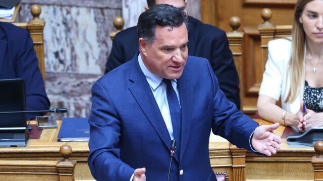 Μαίνεται η κόντρα για τα hi tech γυαλιά του Άδωνι Γεωργιάδη: Όποιος θέλει ας με βρίσει, θα καταγράφεται - Υποτιθέμενος κατά φαντασίαν καθηγητής Νομικής ο Δουδωνής