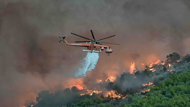 Live Φωτιές: Σε Άγιο Νεκτάριο και Λιβαδόστρα τα μεγαλύτερα μέτωπα - Μπαράζ 112 σε Βοιωτία και Αιγιαλεία (Εικόνες & Βίντεο)