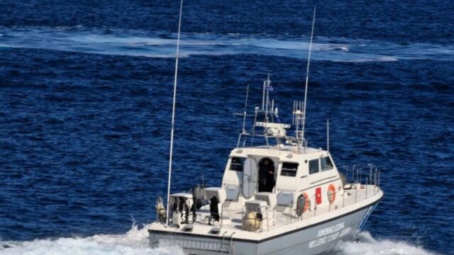 Θρίλερ στη Σύμη: Σώοι 7 αγνοούμενοι που επέβαιναν σε ιστιοπλοϊκό, τρεις κατάφεραν να φτάσουν κολυμπώντας στην ακτή - Αγνοείται ο όγδοος