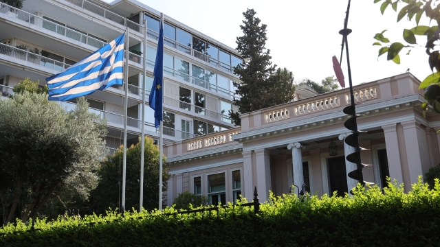Παραδόσεις έργων, νομοσχέδια, πυρηνική ενέργεια και 36 νέες δράσεις ανάπτυξης: Ανεβάζει ταχύτητα η κυβέρνηση από Σεπτέμβριο