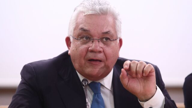 Επενδύσεις 1 δισ. ευρώ για φοιτητικές εστίες: Τέλος στους αυτοδιαχειριζόµενους χώρους και επέκταση της ελεγχόµενης εισόδου µε κάρτα προανήγγειλε ο Νίκος Παπαϊωάννου
