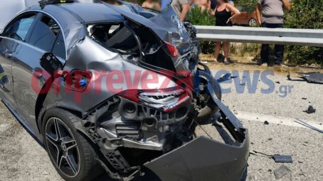 Πρέβεζα: Πώς έγινε το τροχαίο ατύχημα με τους 8 τραυματίες - Από τη μηχανική βλάβη μέσα στη σήραγγα του Ακτίου μέχρι την καραμπόλα του φορτηγού με τρία ΙΧ (Εικόνες & Βίντεο)
