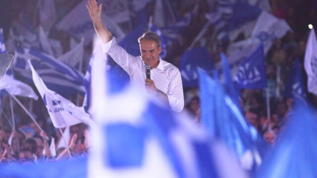 Το Μαξίμου που βάζει μπροστά τις μηχανές , το ψηφοδέλτιο Επικρατείας, οι γαλάζιες πρωτιές στην Αττική και τα… ρέστα Ανδρουλάκη στη ΔΕΘ