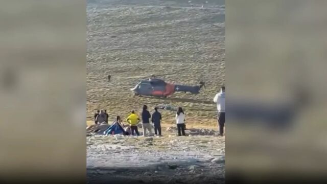 Δραματικές στιγμές στον Όλυμπο: Η στιγμή της ανάσυρσης της σορού του 40χρονου ορειβάτη - Πώς έγινε η τραγωδία, τι εξετάζουν οι Αρχές (Εικόνες & Βίντεο)