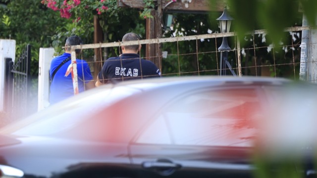 Νέα Σμύρνη: Τι δείχνει ο τόπος της διπλής δολοφονίας - Η έρευνα του Ανθρωποκτονιών