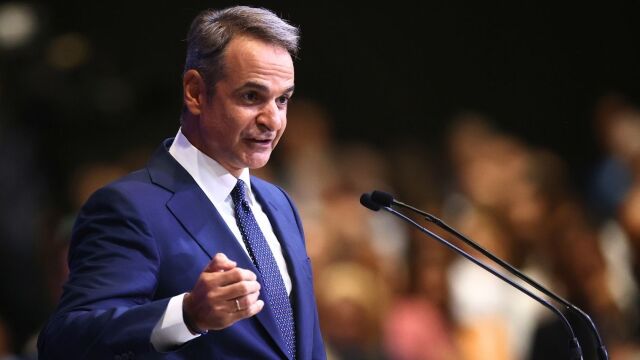 Κυριάκος Μητσοτάκης: Ξεκινάει η εβδομάδα της ΔΕΘ - Στοχευμένες κινήσεις κατά της ακρίβειας, μέτρα ανάσες για τους ελεύθερους επαγγελματίες και προβολή των έργων του Ταμείου Ανάκαμψης 