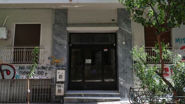 Κυψέλη: Οι δύο γρίφοι με το κατεψυγμένο βρέφος - Οι 10 μαχαιριές, τα δύο σπίτια, οι αντιφάσεις της 38χρονης και η έρευνα στη Γερμανία