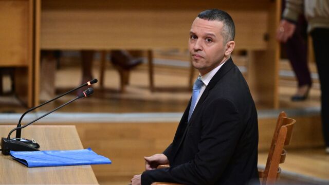 Ηλίας Κασιδιάρης: Η αποφυλάκιση στις 15 Σεπτεμβρίου, το ερώτημα αν είναι εφικτή τώρα ή πρέπει να εκτιθεί ολόκληρη η ποινή & το σενάριο να φτιάξει κόμμα