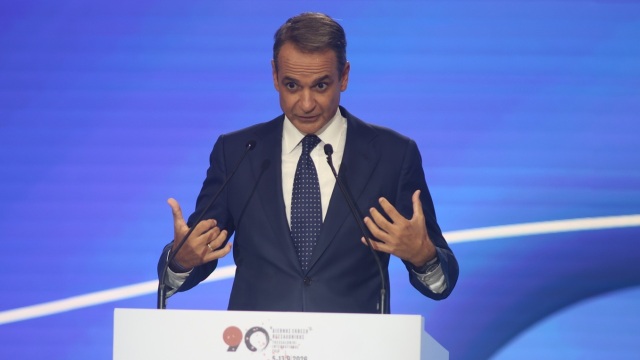 Με Μητροπάνο η μπηχτή Μητσοτάκη στον Τσίπρα για τις ακοστολόγητες υποσχέσεις - Ωραία που τα λες, μα έλα που σε ξέρω