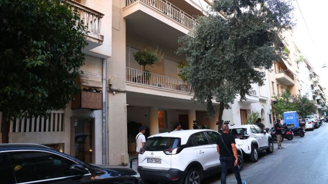 Γιώργος Μαζωνάκης: Προσήχθη ο γιατρός της ιδιωτικής κλινικής μετά τον θάνατο του τραγουδιστή