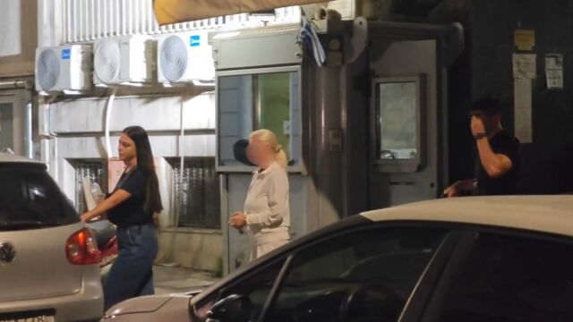 Γιώργος Μαζωνάκης: Στις φυλακές Κορυδαλλού οι γιατροί που κατηγορούνται για τον θάνατο του τραγουδιστή (Βίντεο)