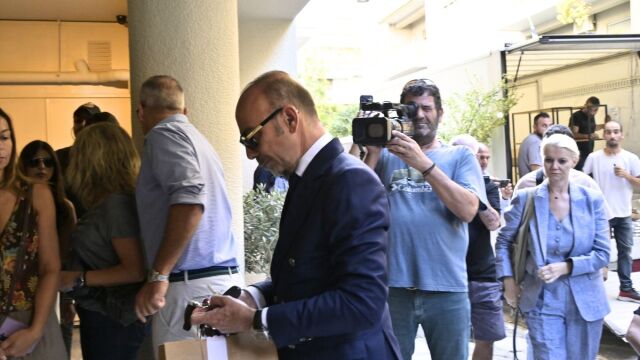 Υπόθεση Μαζωνάκη: Σάουνα σε δεύτερο ιατρείο είχαν οι γιατροί που κατηγορούνται για τον θάνατο του τραγουδιστή  (Βίντεο)