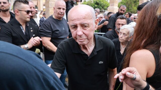 Ραγίζει καρδιές ο πατέρας του Γιώργου Μαζωνάκη: Το παιδί μου δεν έρχεται πίσω, τώρα είναι αργά (Βίντεο)