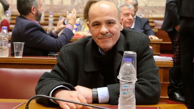 Γέλια αλλά και έντονη μουρμούρα στο ΠΑΣΟΚ για Μιχελογιαννάκη - Τι λένε για την προσέλκυση του παλιού γκαφατζήδικου και γραφικού κοµµατιού του ΣΥΡΙΖΑ