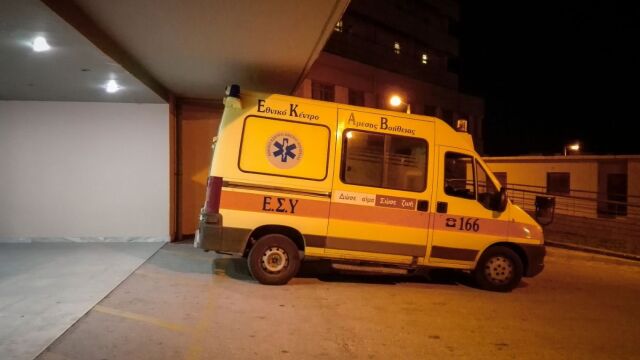Πετρούπολη: Νεκρός 24χρονος μετά από σύγκρουση δύο μοτοσικλετών - Τραυματίες δύο 17χρονοι