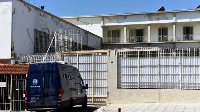 Σοκ στις φυλακές Κορυδαλλού: Κύκλωμα αλλοδαπών βασάνιζε κρατούμενους και εκβίαζε τις οικογένειές τους (Βίντεο)
