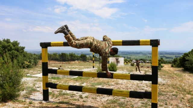 Κυκλοφόρησε το sextape της Miley Cyrus! (Βίντεο)