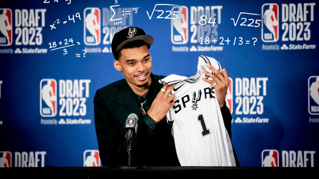 Βίκτορ Γουεμπανιαμά: Τον ρώτησαν μια απλή ερώτηση και πήγε να αναλύσει την θεωρία της σχετικότητας (Βίντεο)