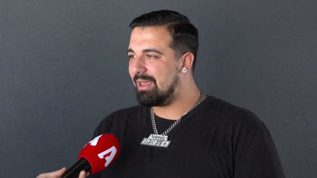 Gio Kay κατά Λάκη Γαβαλά: 