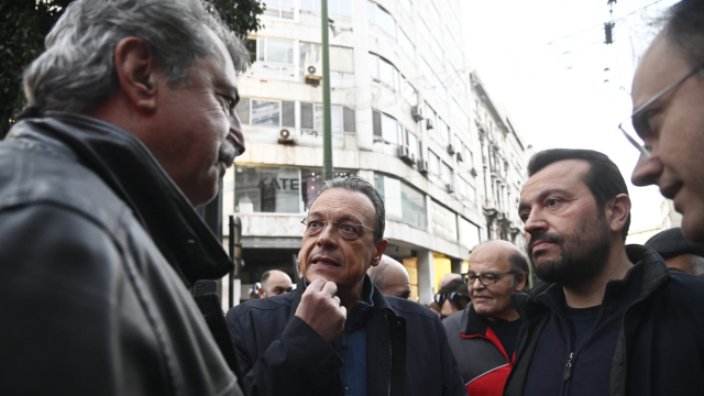 ΣΥΡΙΖΑ: Στο στρατόπεδο Πολάκη τα βλέμματα μετά τη διαγραφή του - Η κρίσιμη στάση Παππά, το κάλεσμα του βουλευτή Χανίων και ο παράγοντας Τσίπρας