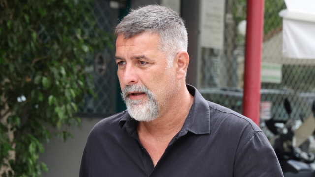 Βασίλης Μπισμπίκης: Έπαθα έμφραγμα όρθιος - Μέσα σε δέκα λεπτά μού έβαλαν πέντε στεντ