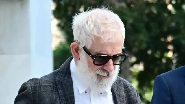 Πέτρος Φιλιππίδης: Ποινή φυλάκισης τριών ετών με αναστολή για τις δύο απόπειρες βιασμού - Ομόφωνα όχι στην αναγνώριση ελαφρυντικών