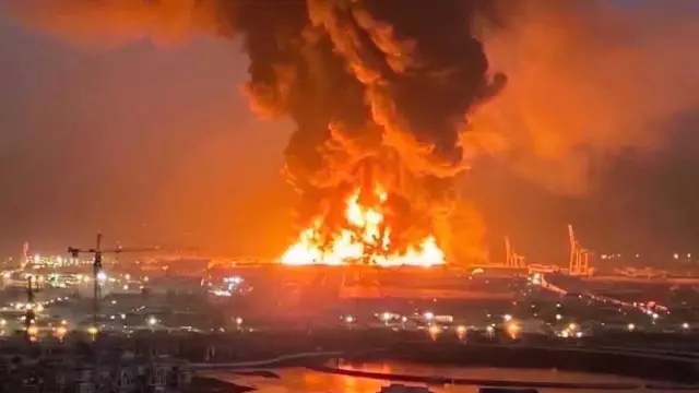 Τραμπ και Ιράν απορρίπτουν την πιθανότητα έναρξης συνομιλιών - Στις φλόγες διυλιστήριο στην Ερμπίλ μετά από επίθεση με drone (Βίντεο)