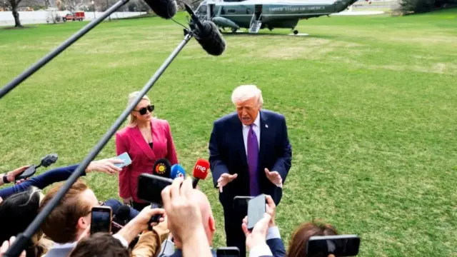 Ο Τράμπ ζητά διεθνή συνασπισμό για τον έλεγχο των Στενών του Ορμούζ - Τον αδειάζει η Γαλλία και δεν στέλνει πολεμικά πλοία