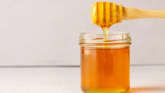 Δύο κουταλιές από αυτό το μέλι κάνουν τη διαφορά – Τι λένε οι ειδικοί