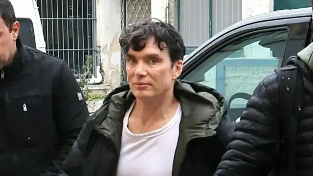 Άραν Μέρφι: Στην Κέρκυρα για το φιλμ του Ντάμιεν Σαζέλ και τον πατέρα του, Κίλιαν Μέρφι (Εικόνες)
