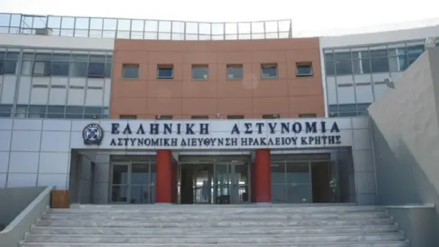 Ηράκλειο: Νεκρή στο Αστυνομικό Μέγαρο λίγο πριν τη δίκη της η 34χρονη που είχε πετάξει το μωρό της στα σκουπίδια