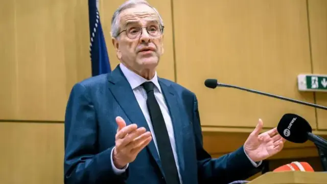 Πανηγυρίζει ο Σαμαράς για το κόψιμο Πατέλη - H δικαίωση με την επιλογή Τσομώκου  στην Τράπεζα της Ελλάδος
