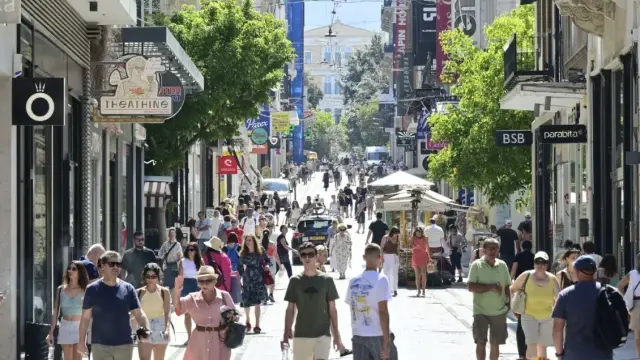 Καύσιμα: Στα 20 λεπτά ανά λίτρο η ελάφρυνση στο diesel, μέχρι τις 15/10 η επιδότηση στην αντλία - Όλα τα μέτρα που ανακοίνωσε η κυβέρνηση